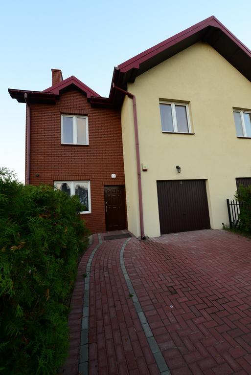 B&B Airport Modlin Nowy Dwór Mazowiecki Стая снимка