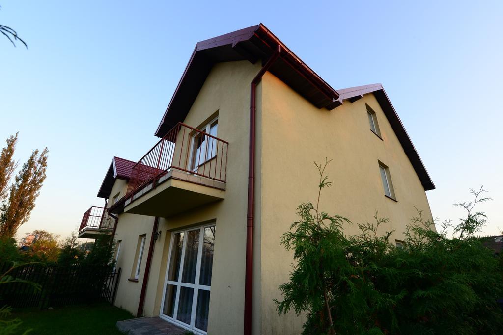 B&B Airport Modlin Nowy Dwór Mazowiecki Екстериор снимка